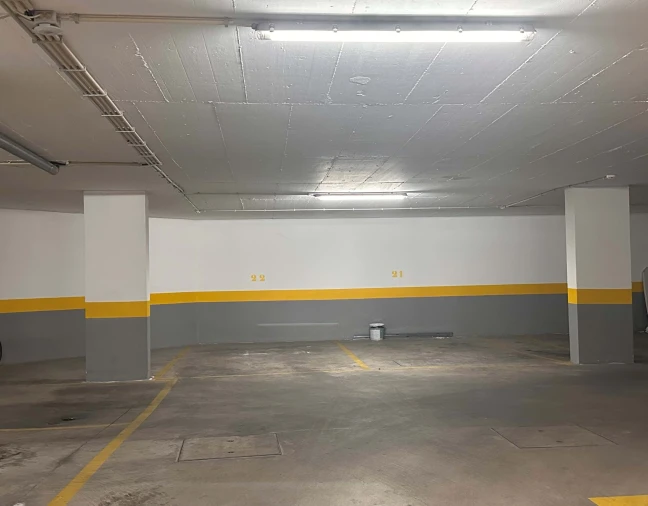 Apartamento T4 para Venda em Venteira Foto 29