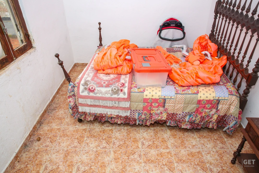 Moradia T3 para Venda em Carvoeira e Carmões Foto 14