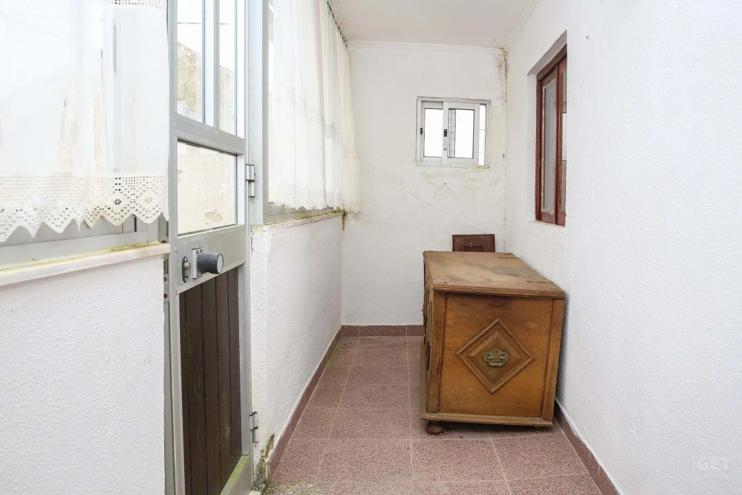 Moradia T3 para Venda em Carvoeira e Carmões Foto 16