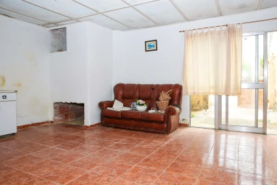 Moradia T3 para Venda em Carvoeira e Carmões