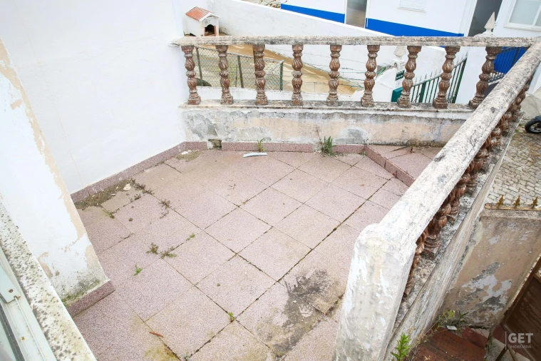 Moradia T3 para Venda em Carvoeira e Carmões Foto 4