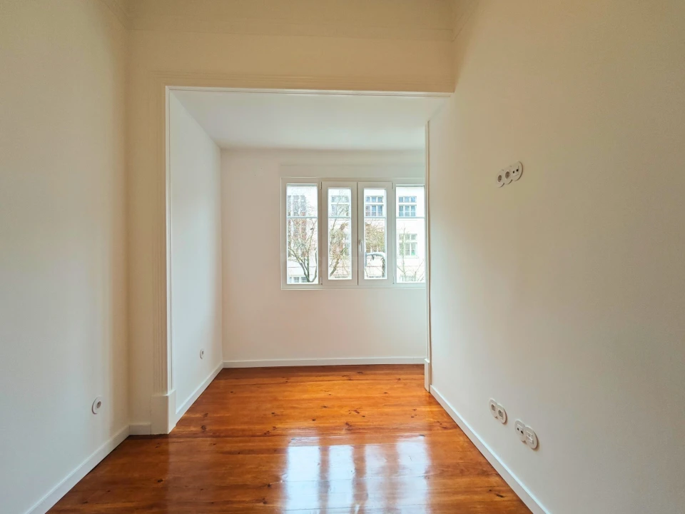 Apartamento T3 para Venda em Penha de França Foto 2