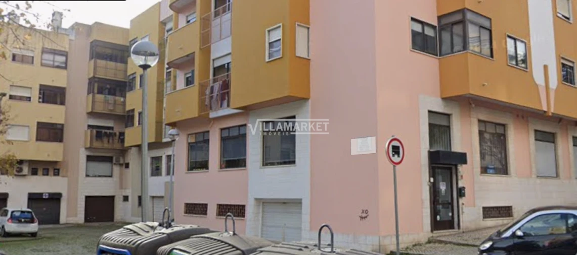 Negócio para Venda em Sacavém e Prior Velho Foto 4