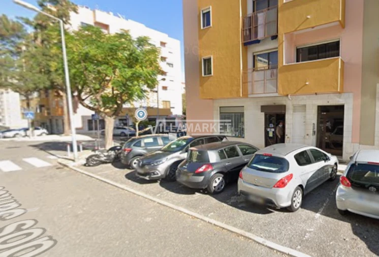 Negócio para Venda em Sacavém e Prior Velho Foto 3