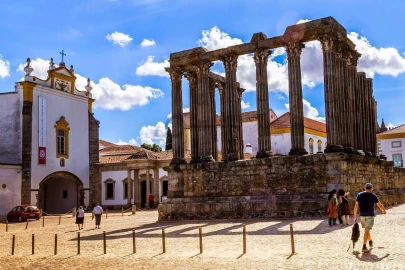Prédio para Venda em Bacelo e Senhora da Saúde