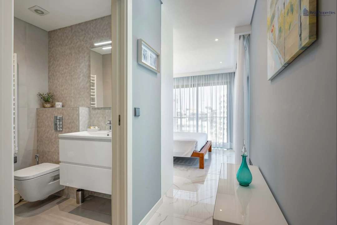 Apartamento T3 para Venda em Quarteira Foto 11