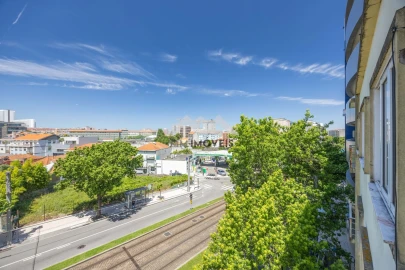 Apartamento T3 para Arrendamento em Santa Marinha e São Pedro da Afurada