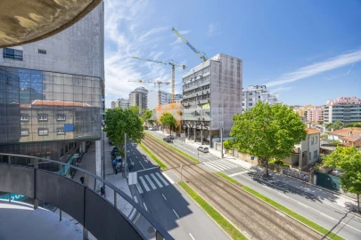 Apartamento T3 para Arrendamento em Santa Marinha e São Pedro da Afurada