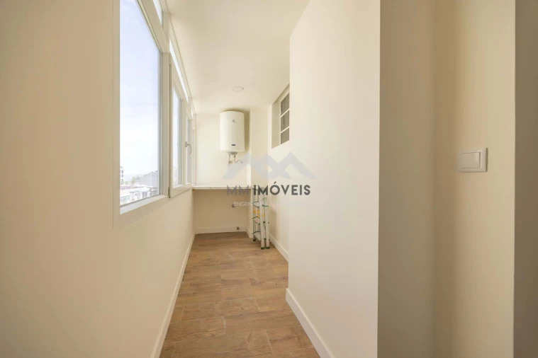 Apartamento T3 para Arrendamento em Santa Marinha e São Pedro da Afurada Foto 29