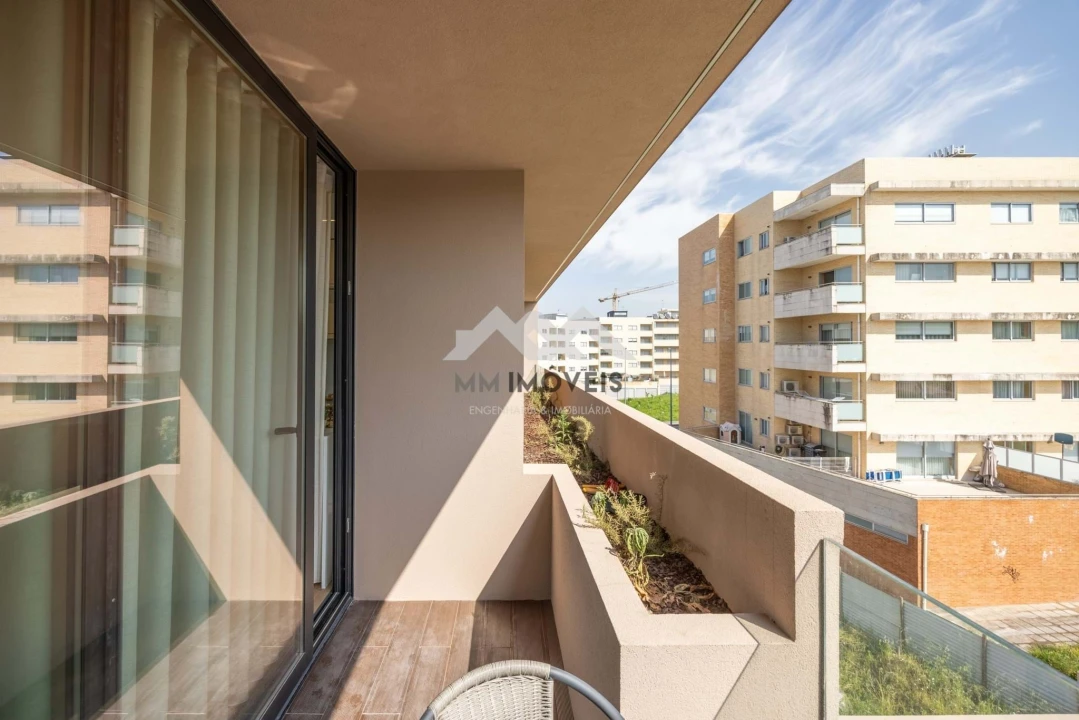 Apartamento T2 para Venda em Rio Tinto Foto 35