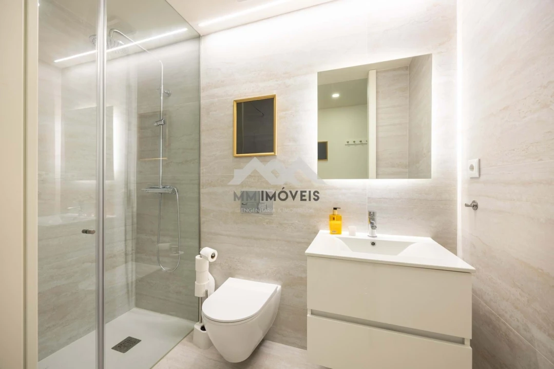 Apartamento T2 para Venda em Rio Tinto Foto 10