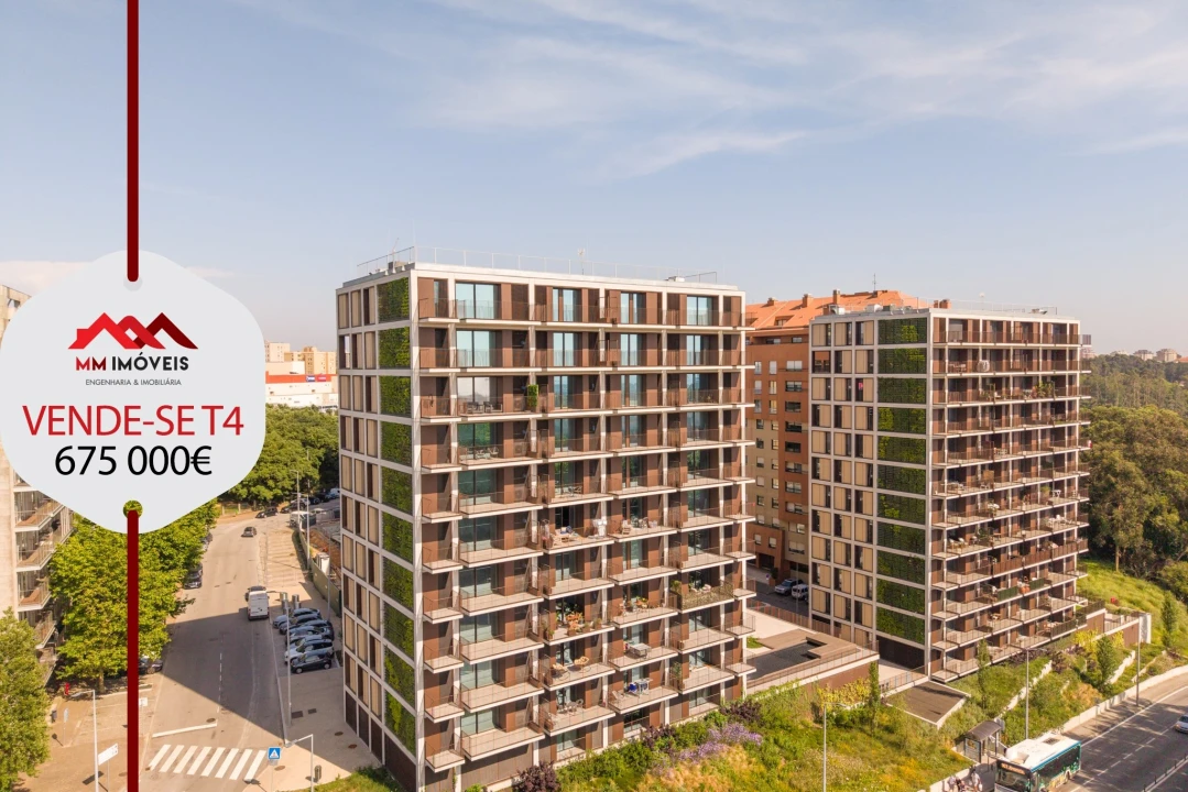 Apartamento T4 para Venda em Santa Marinha Foto 1