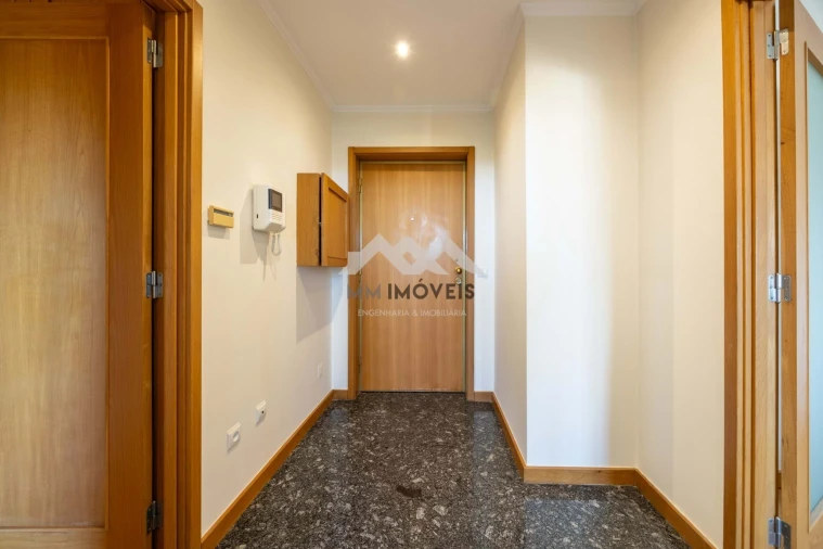 Apartamento T1 para Arrendamento em Canidelo Foto 22