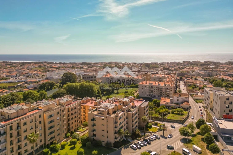 Apartamento T1 para Arrendamento em Canidelo Foto 27