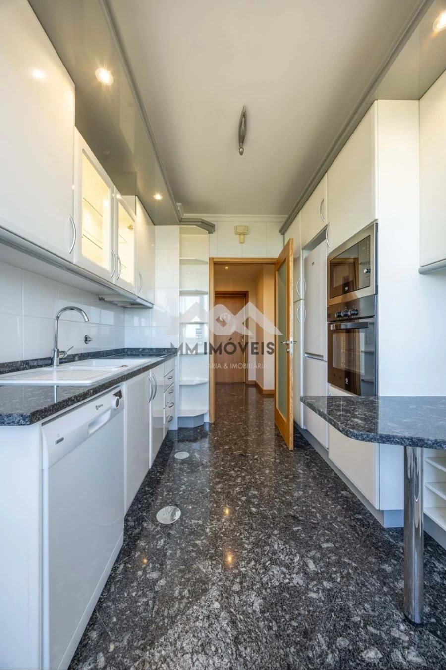 Apartamento T1 para Arrendamento em Canidelo Foto 25