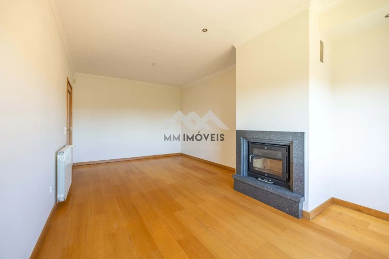 Apartamento T1 para Arrendamento em Canidelo Foto 10