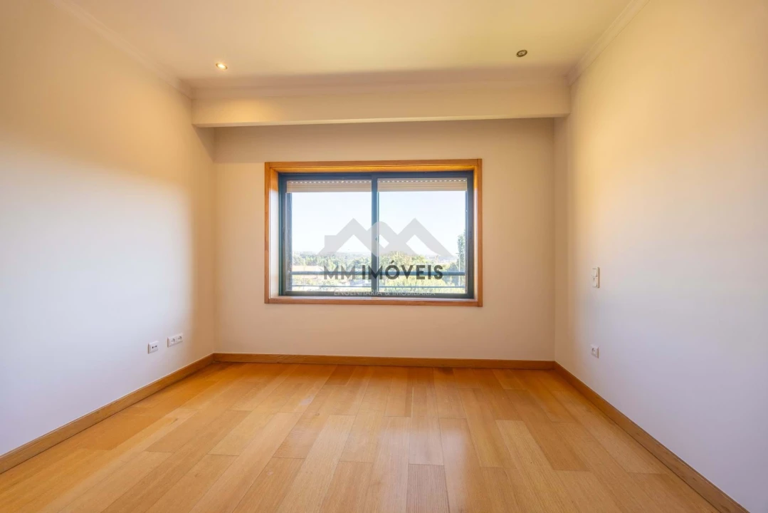 Apartamento T1 para Arrendamento em Canidelo Foto 21