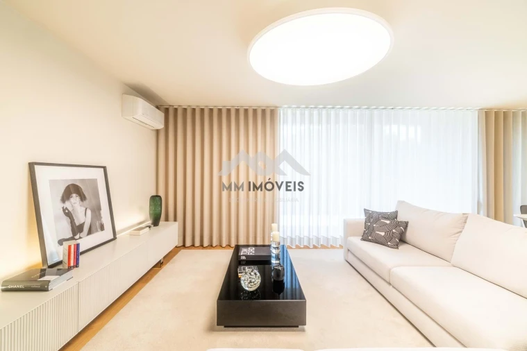 Apartamento T2 para Venda em Santa Marinha Foto 15