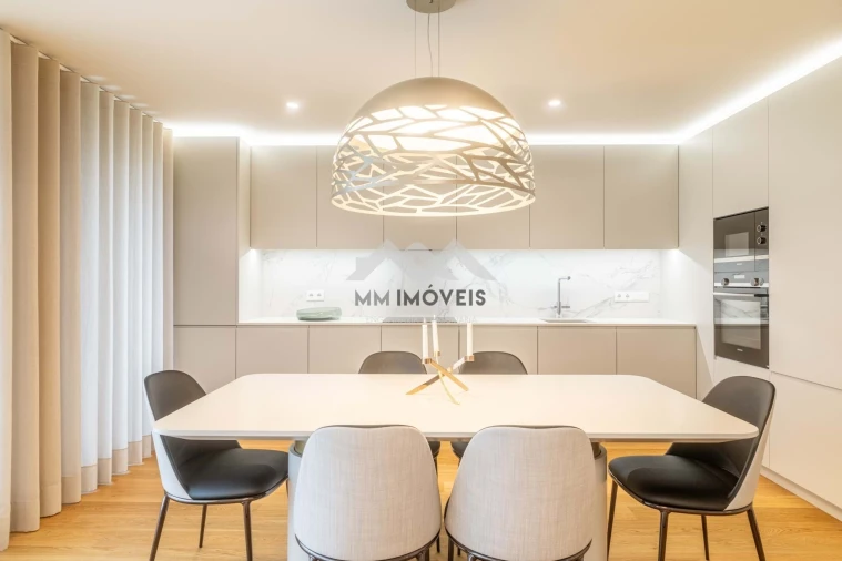 Apartamento T2 para Venda em Santa Marinha Foto 4