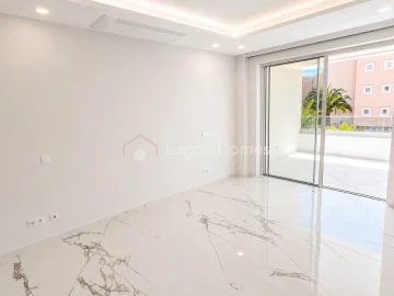 Apartamento T2 para Venda em Lagos (São Sebastião e Santa Maria)