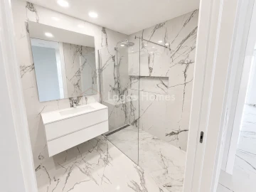 Apartamento T2 para Venda em Lagos (São Sebastião e Santa Maria)
