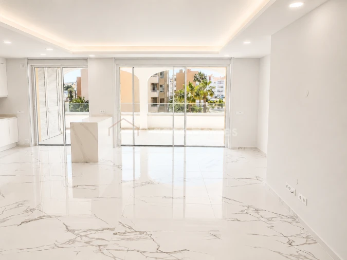 Apartamento T2 para Venda em Lagos (São Sebastião e Santa Maria) Foto 4