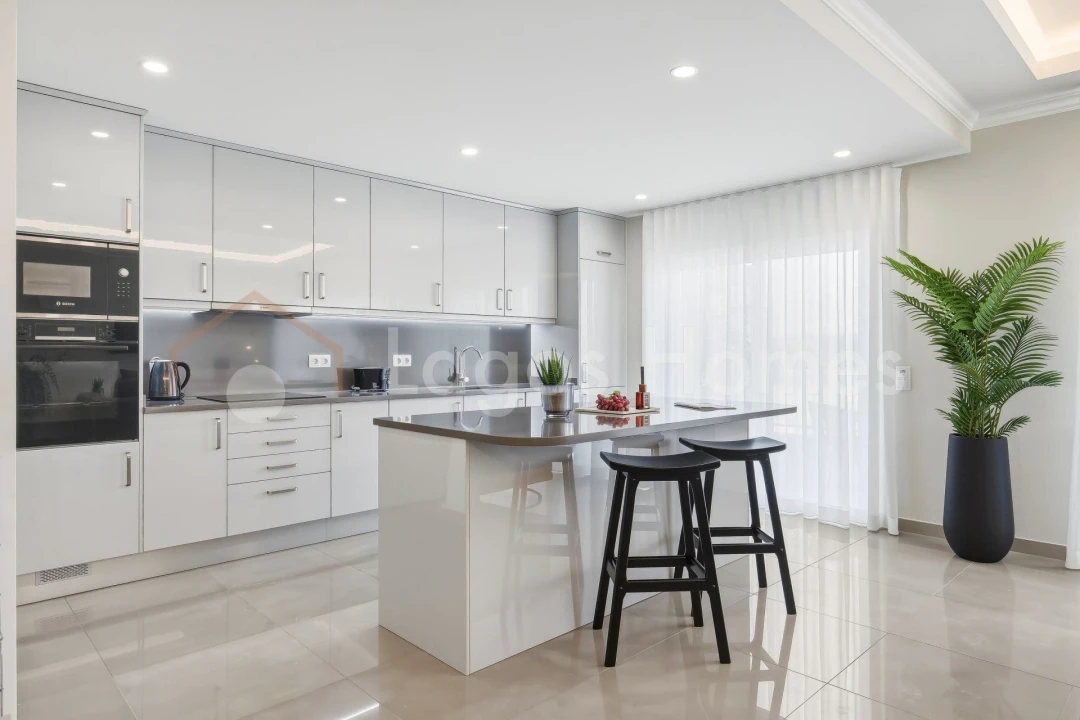 Apartamento T2 para Venda em Lagos (São Sebastião e Santa Maria) Foto 4