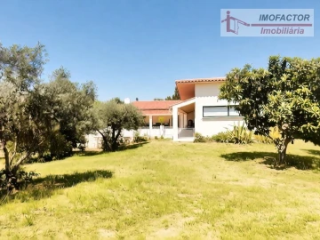 Moradia T5 para Venda em Castelo Branco