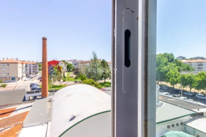 Apartamento T2 para Venda em Corroios