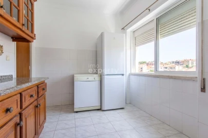 Apartamento T2 para Venda em Corroios