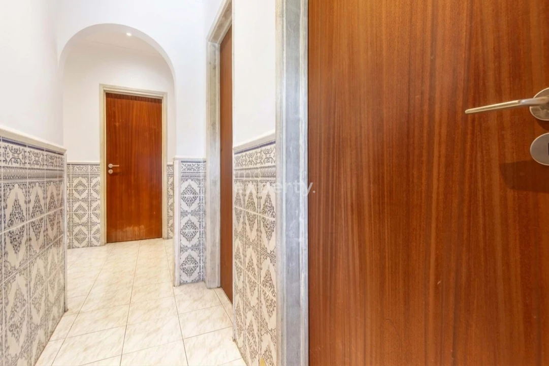 Apartamento T2 para Venda em Corroios Foto 13