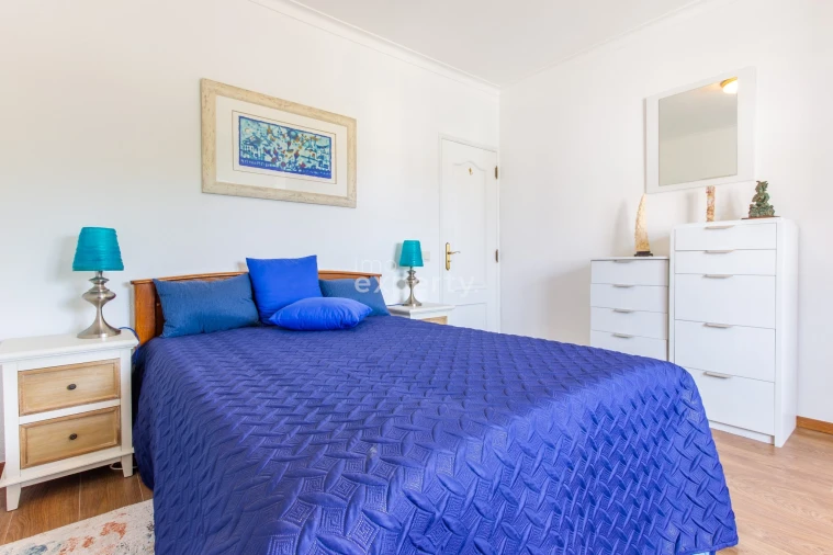 Apartamento T2 para Venda em Sesimbra (Castelo) Foto 17