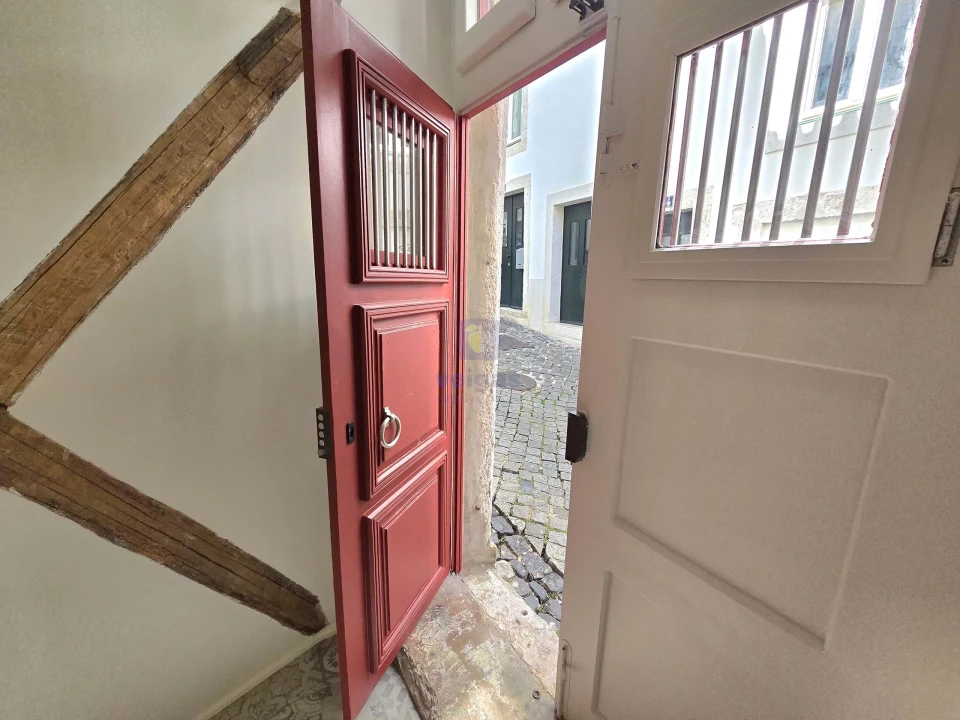 Apartamento T1 para Arrendamento em São Vicente Foto 7