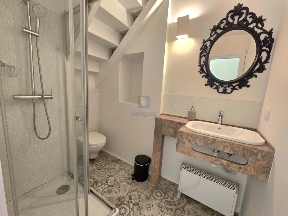 Apartamento T1 para Arrendamento em São Vicente Foto 8