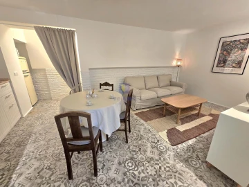 Apartamento T1 para Arrendamento em São Vicente