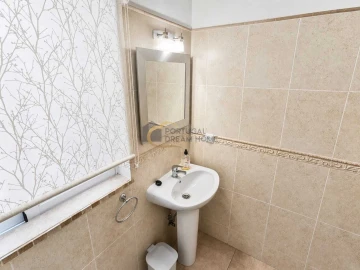 Moradia T4 para Venda em Albufeira e Olhos de Água