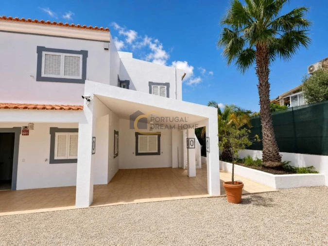 Moradia T4 para Venda em Albufeira e Olhos de Água Foto 6