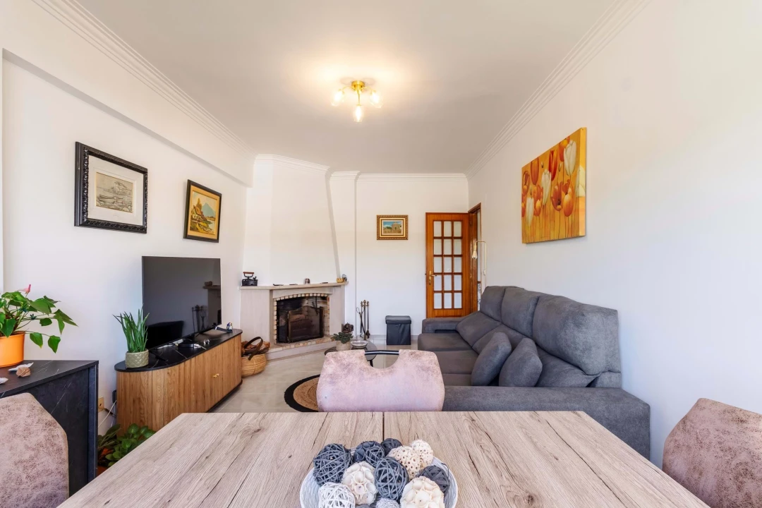 Apartamento T2 para Venda em Cacém e São Marcos Foto 9