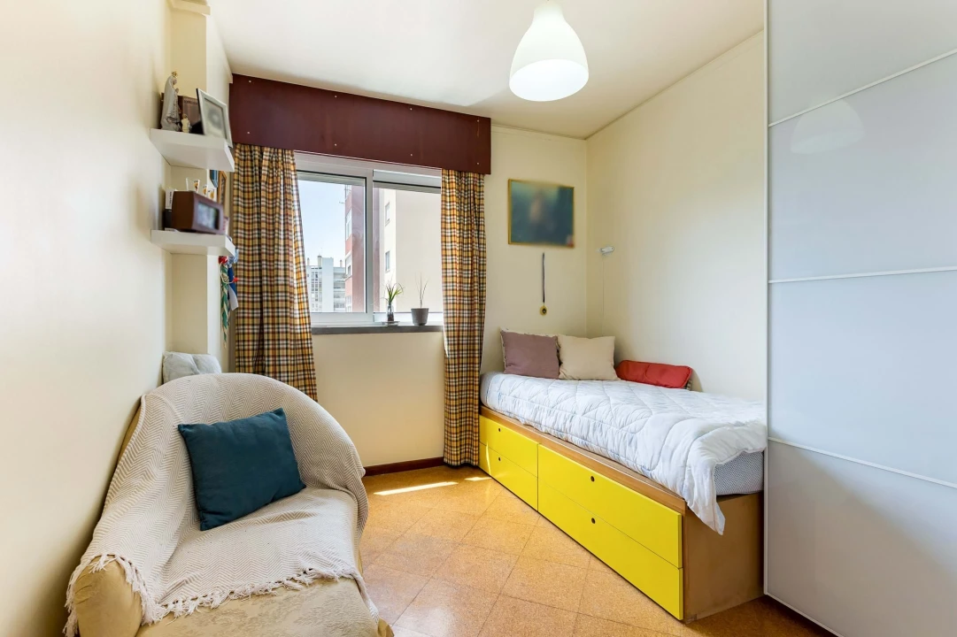 Apartamento T3 para Venda em Santo António dos Cavaleiros e Frielas Foto 16