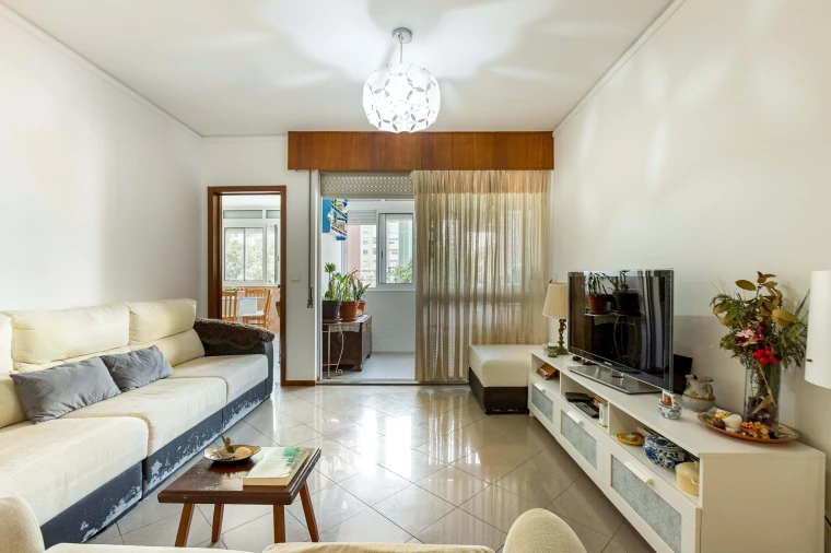 Apartamento T3 para Venda em Santo António dos Cavaleiros e Frielas Foto 3