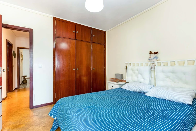Apartamento T3 para Venda em Santo António dos Cavaleiros e Frielas Foto 11