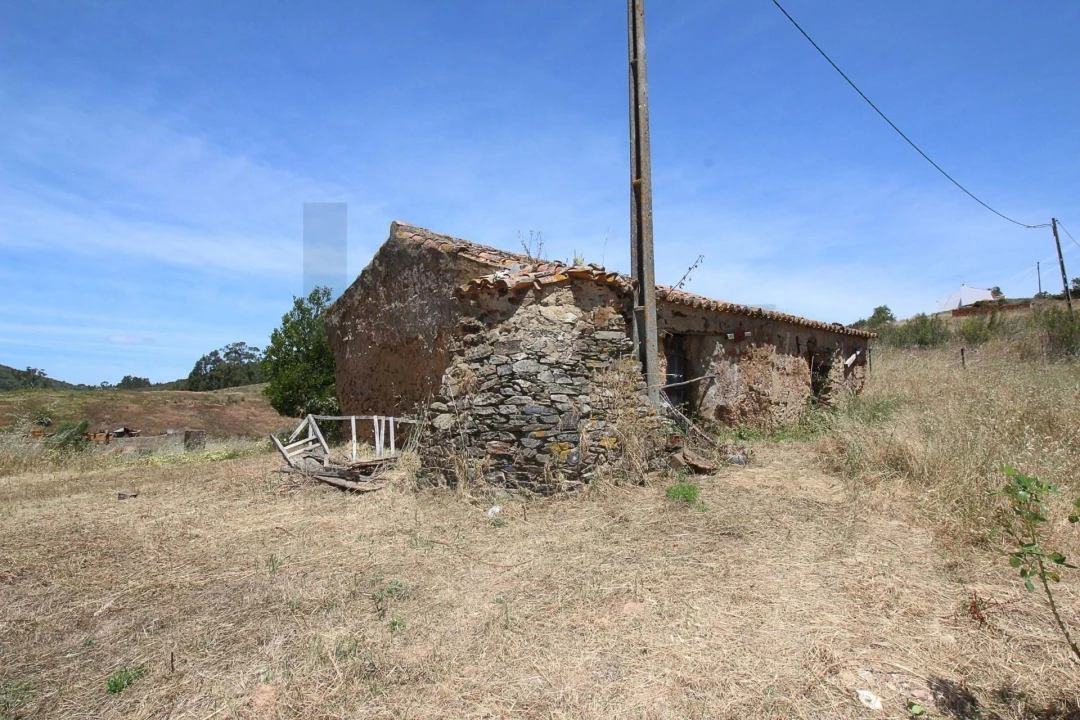 Moradia T2 para Venda em São Marcos da Serra Foto 18