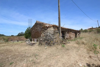 Moradia T2 para Venda em São Marcos da Serra
