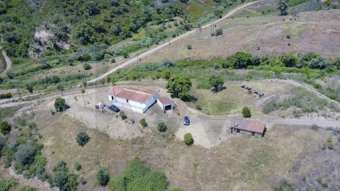 Moradia T2 para Venda em São Marcos da Serra