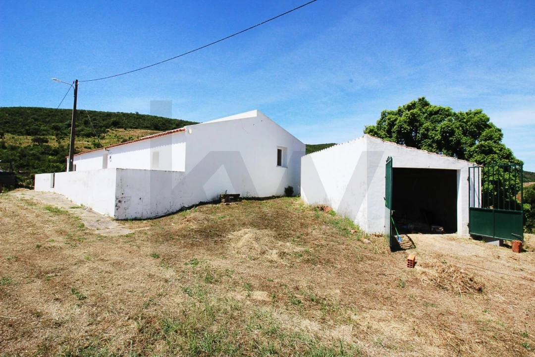 Moradia T2 para Venda em São Marcos da Serra Foto 13
