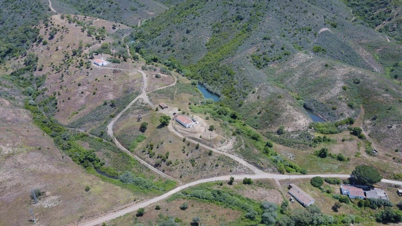 Moradia T2 para Venda em São Marcos da Serra Foto 19