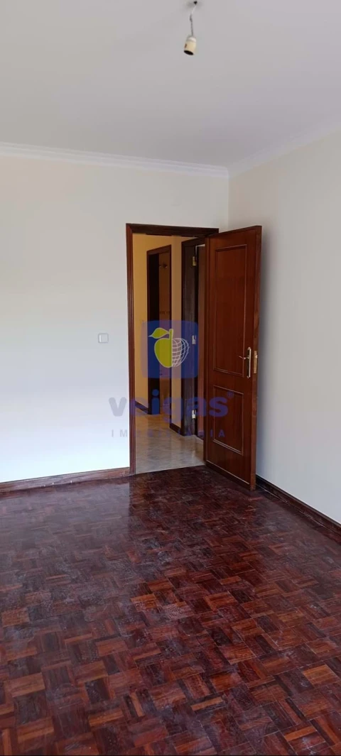 Apartamento T2 para Venda em Algueirão-Mem Martins
