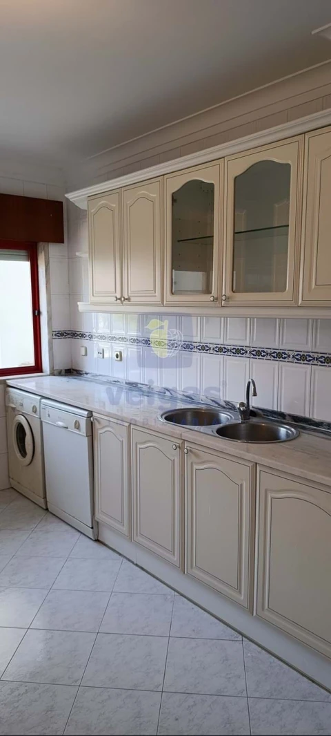 Apartamento T2 para Venda em Algueirão-Mem Martins