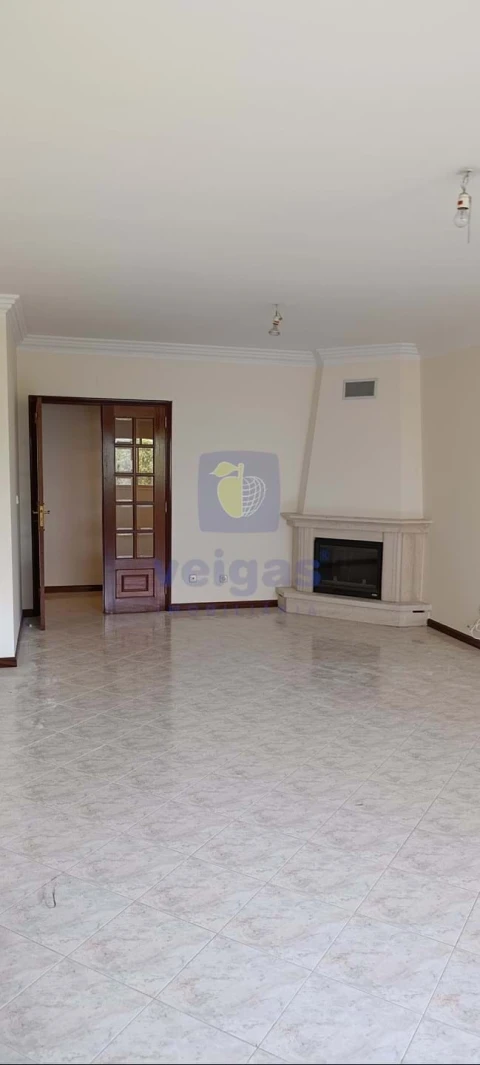 Apartamento T2 para Venda em Algueirão-Mem Martins
