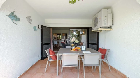 Apartamento T2 para Venda em Albufeira e Olhos de Água